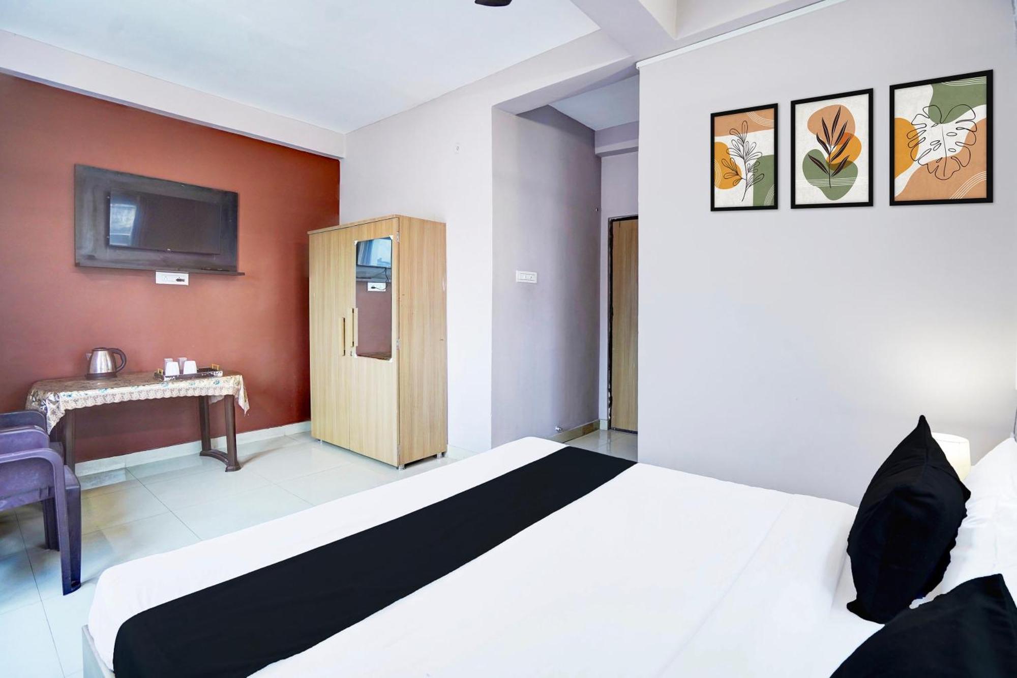 Super Hotel O Blw Kakarmatta Near Banaras Junction Varanasi Exterior foto